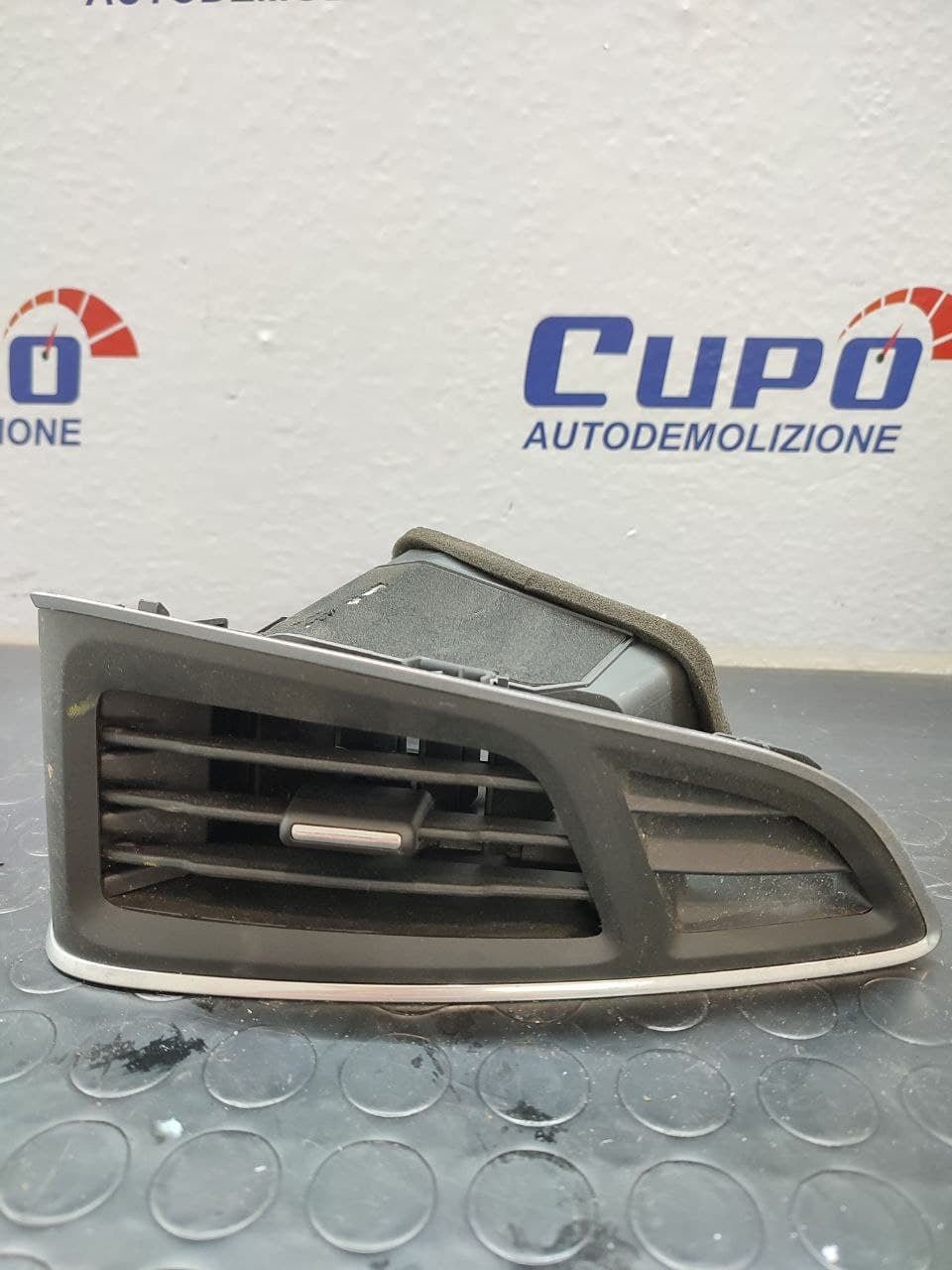 Bocchetta aria destra 11-14FORD FOCUS cod: a018b08cf-3ja6 - BIBA-RICAMBI