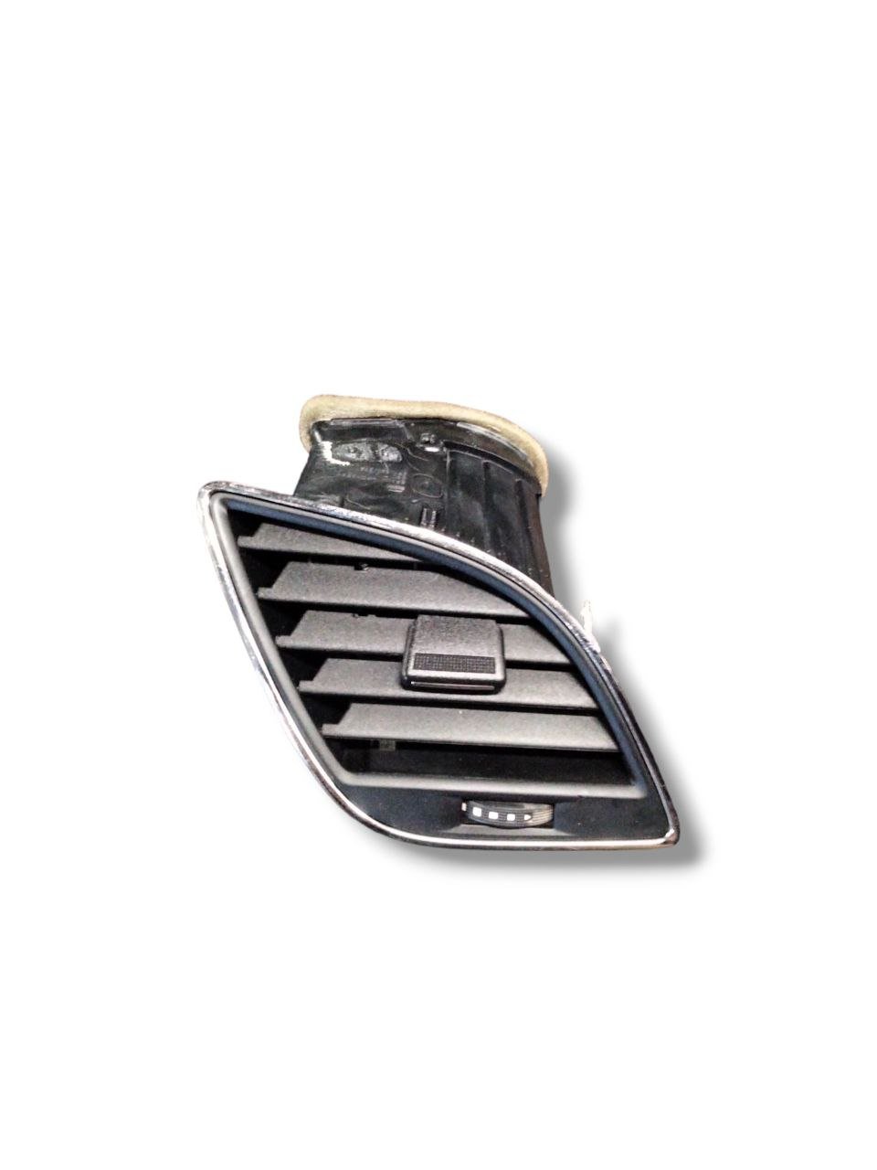 Bocchetta d'aria cruscotto laterale destro Seat Leon (FR) (2015 >)cod.5F1820902