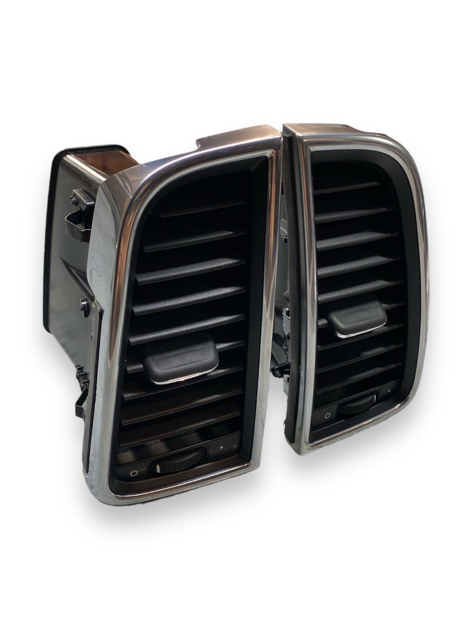 Bocchette anteriori laterali Porsche Macan ( 2014 ) cod.970552141 / 970552142