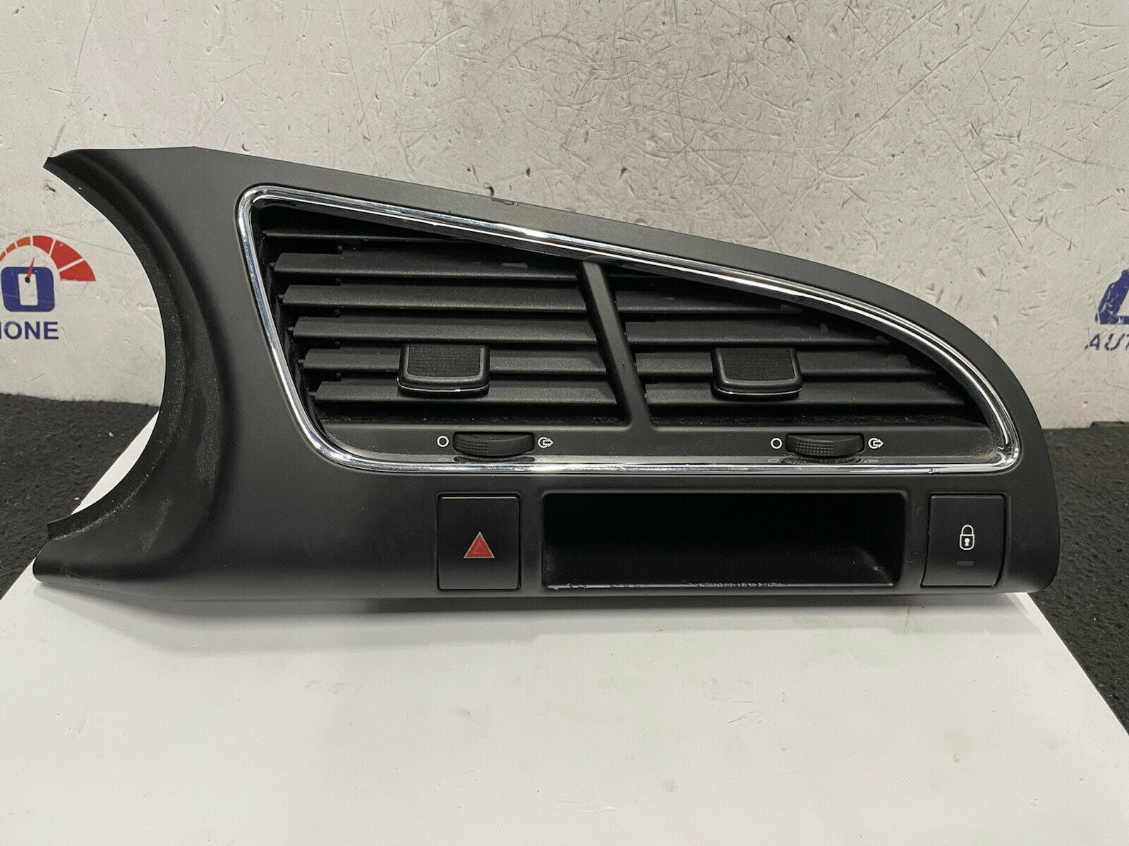 Bocchette Aria Centrali Peugeot 3008 9685023677 - BIBA-RICAMBI