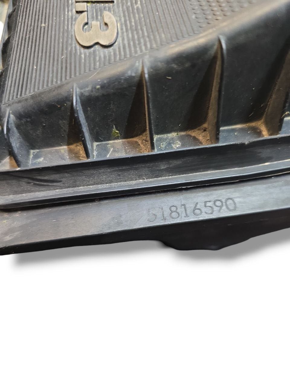 Box / Scatola Filtro Aria Fiat Punto Evo  ( 2012 > ) Cod : 51816590