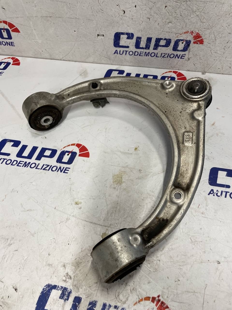 Braccio di controllo superiore anteriore destra Porsche Panamera 970 (3.0) 97034115101