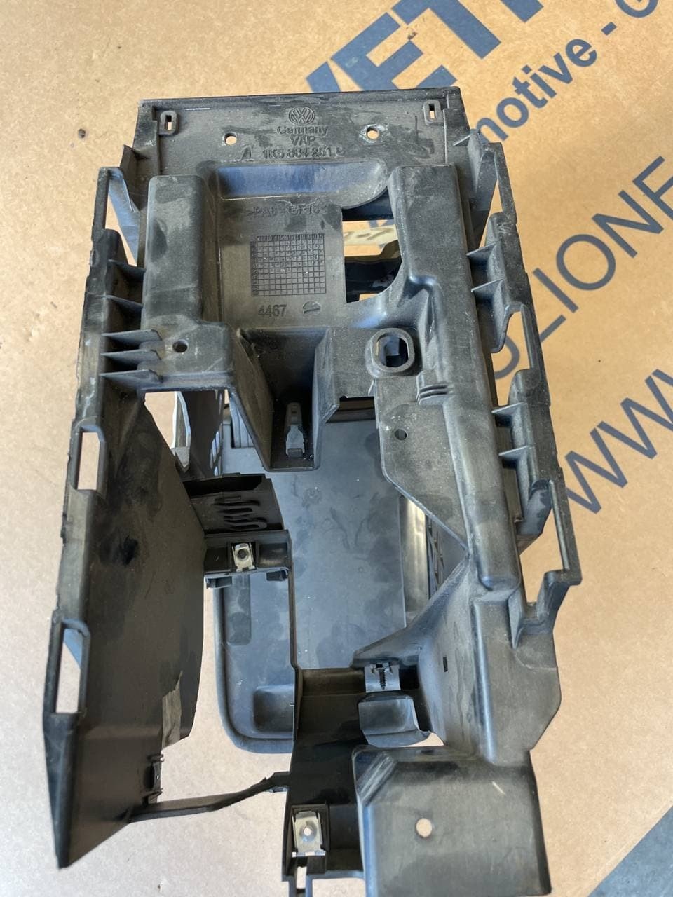 Bracciolo anteriore Volkswagen Golf mk7 - BIBA-RICAMBI