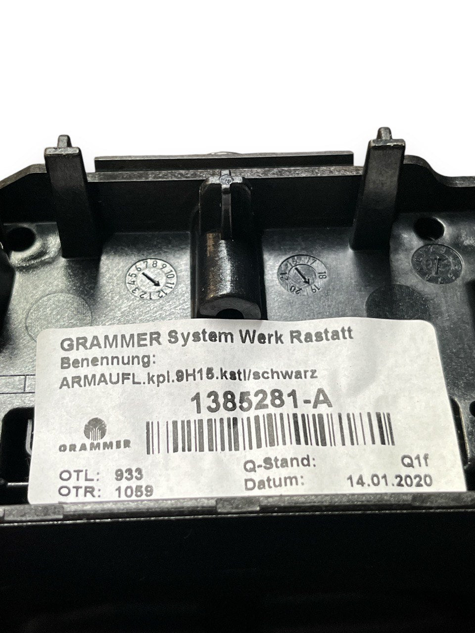 Bracciolo Tunnel Centrale Mercedes-Benz Classe A W177 (2018>) cod.1385281-A