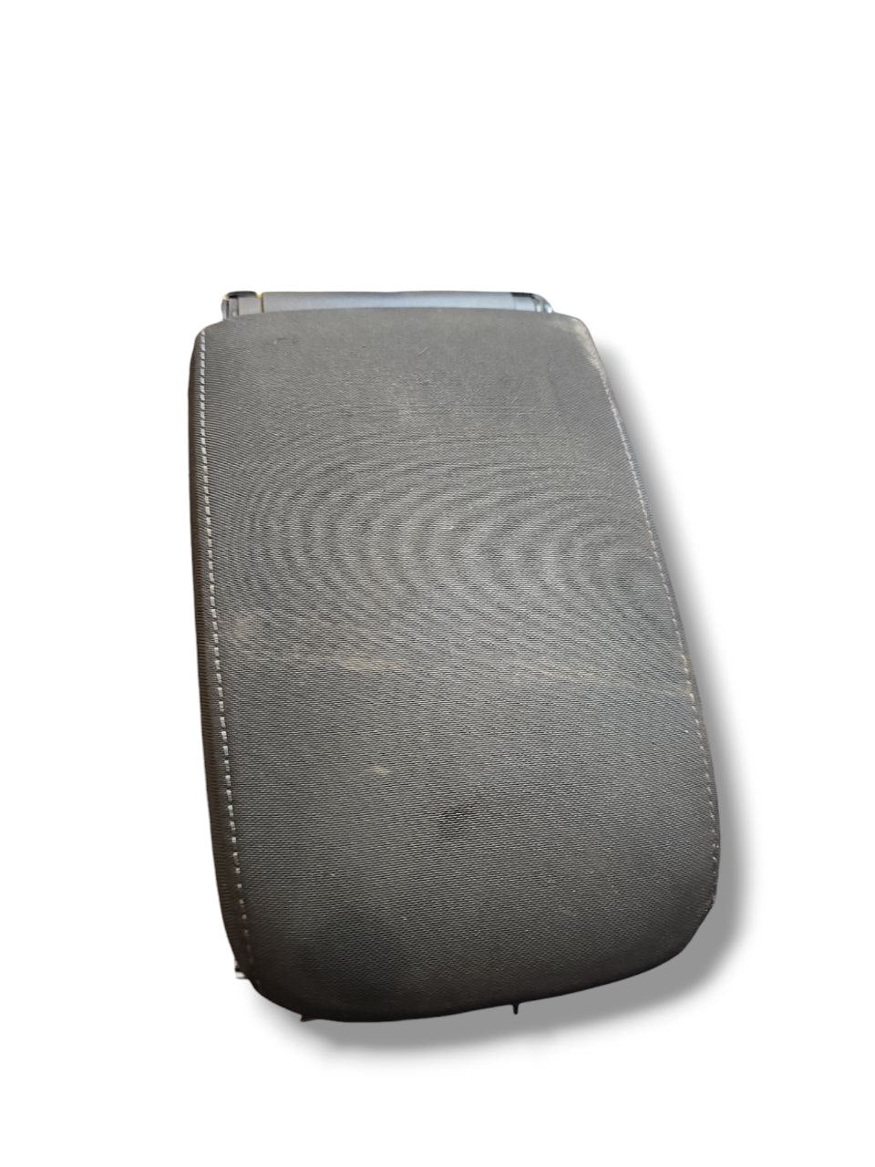 Bracciolo Tunnel Centrale Volkswagen Golf VII ( 2012-2016 ) Cod : 5G0864251D