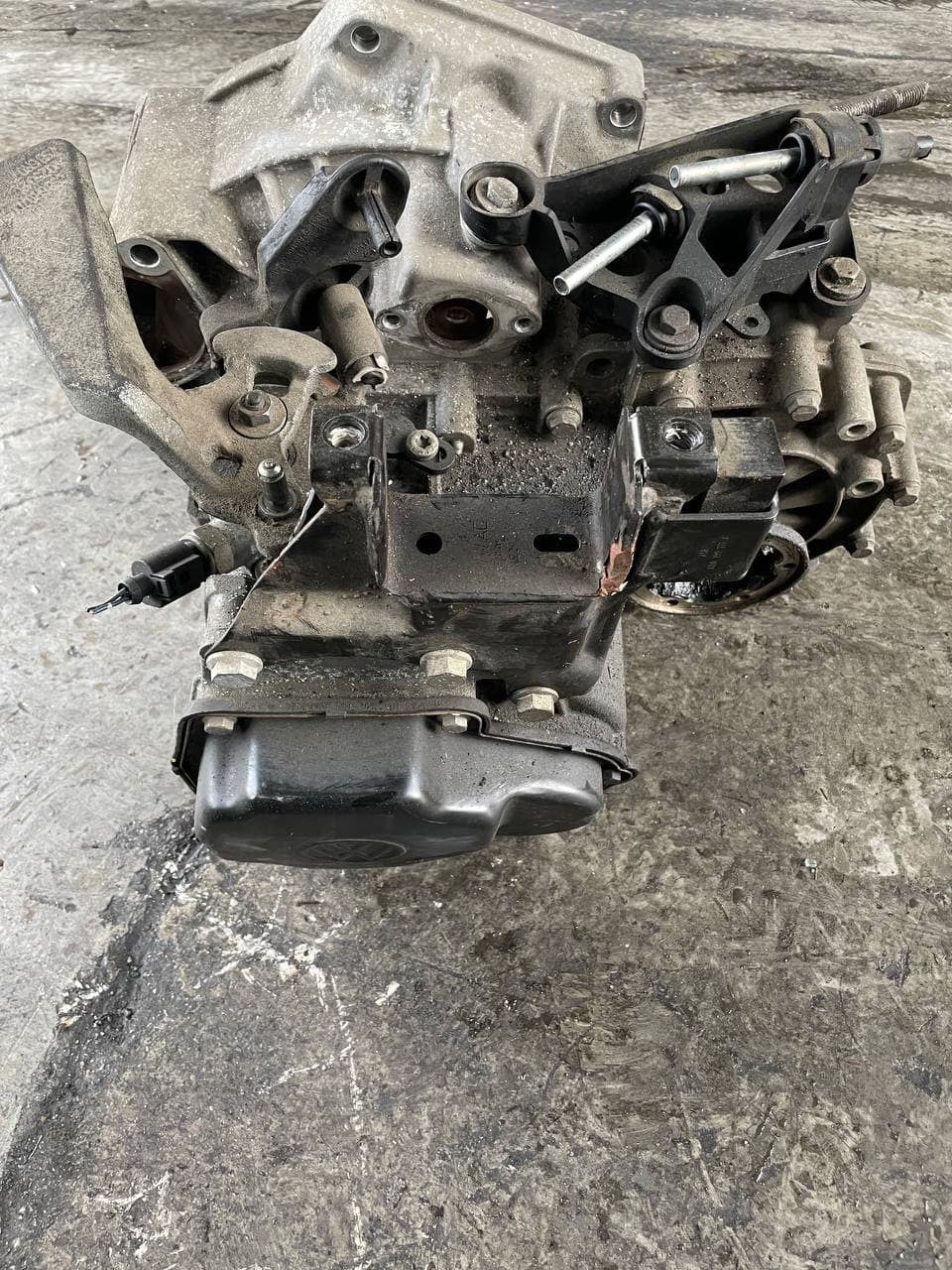 Cambio manuale 5 marce Volkswagen Polo 6R 1.2 benzina 02r301107