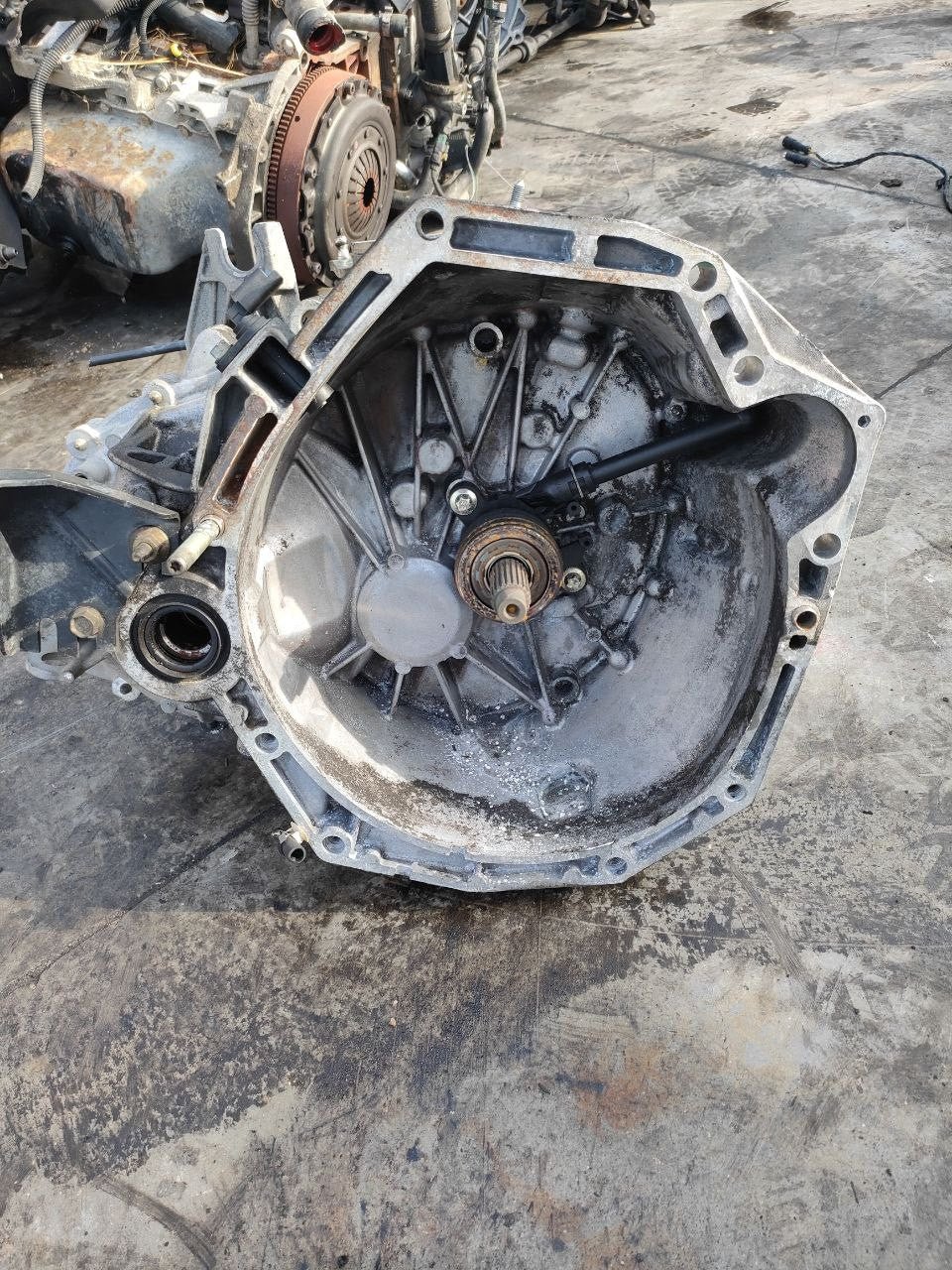Cambio manuale 6m Renault Scenic III 1.5 dci cod 7701700552 / tl4a001