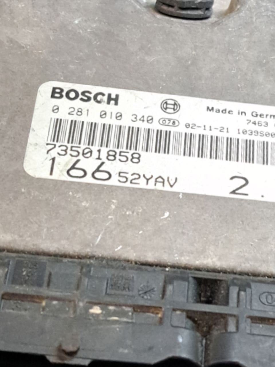 Centralina ecu motore Alfa Romeo 166 2.4 jtd (2000) COD:73501858