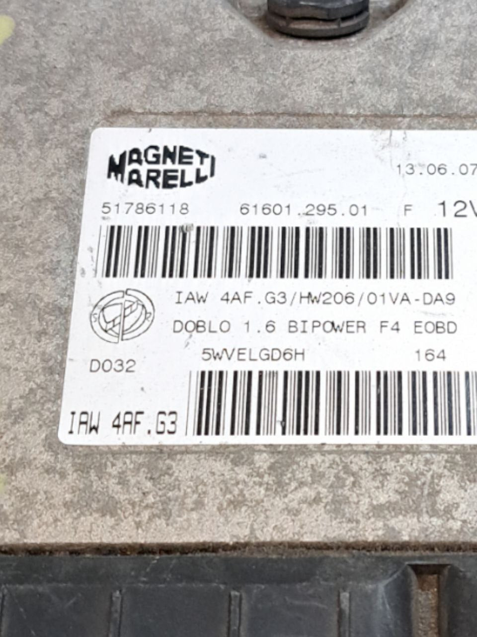 Centralina Ecu Motore Fiat Doblò 1.6 Benzina (2005-2011) COD:51786118