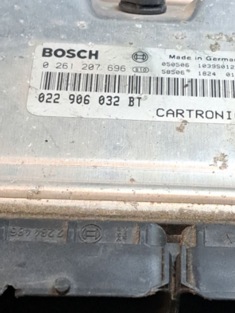 Centralina motore ecu Porsche Cayenne 4.5 benzina (2002-2007) COD:022906032BT