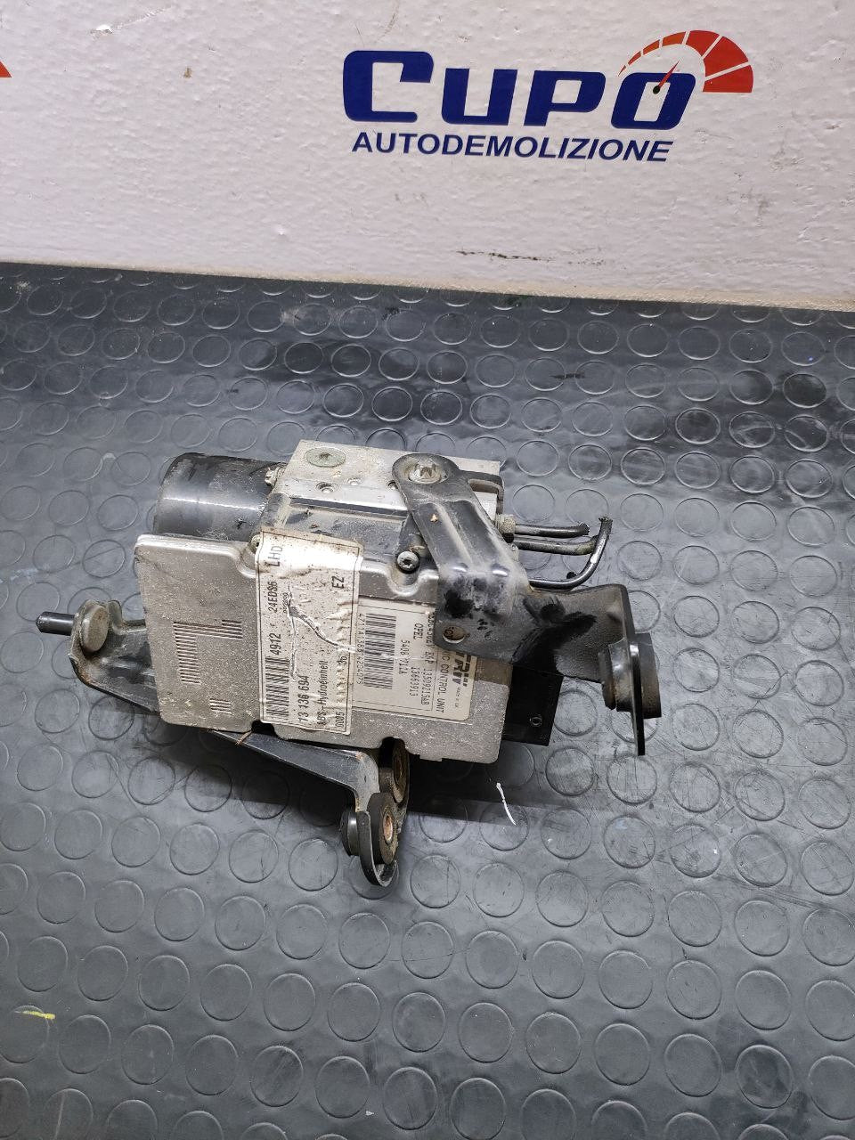 Centralina pompa abs Opel Vectra C 2.2 dti cod 13136694