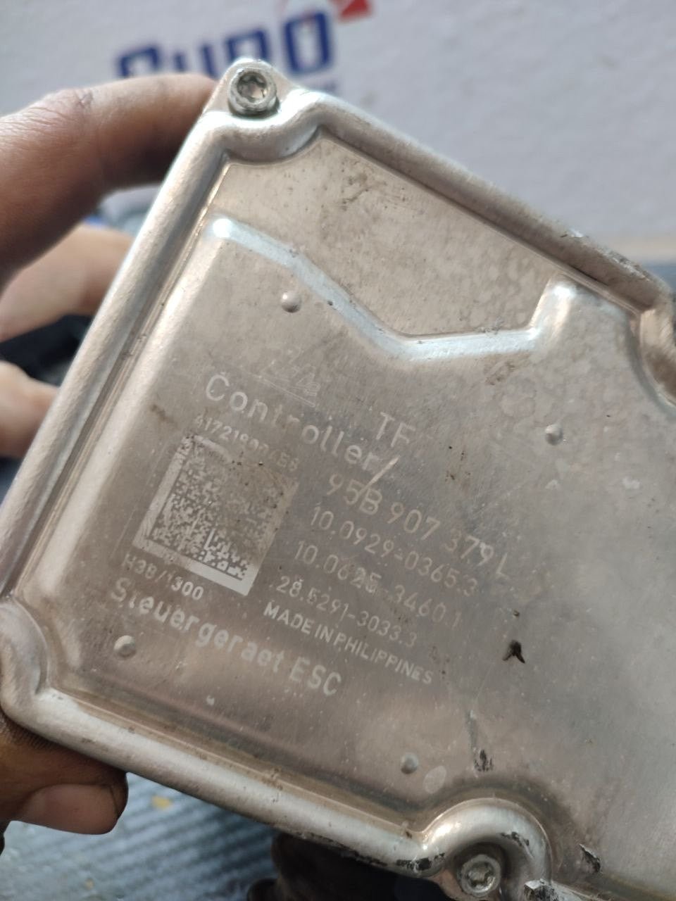 Centralina pompa abs Porsche Macan 95b cod 95b614518l