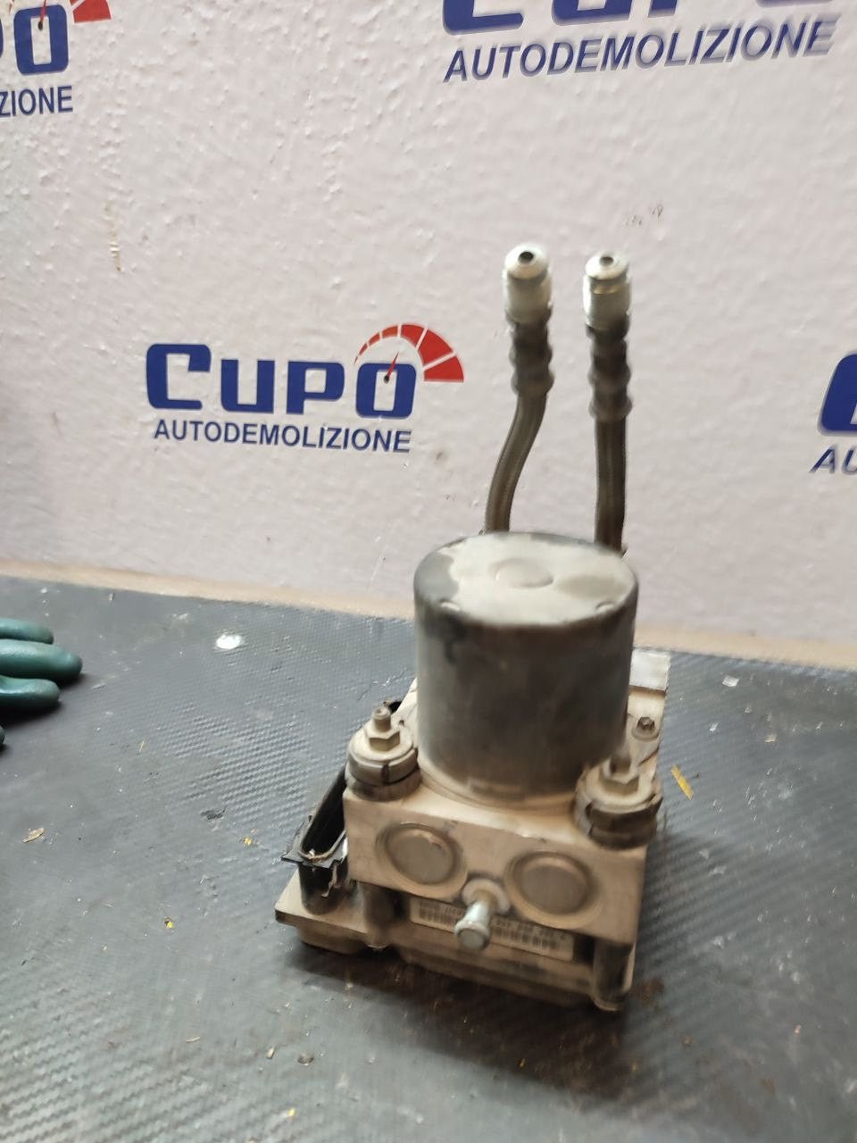 Centralina pompa abs Smart forfour 1.5 cdi cod 0265950456