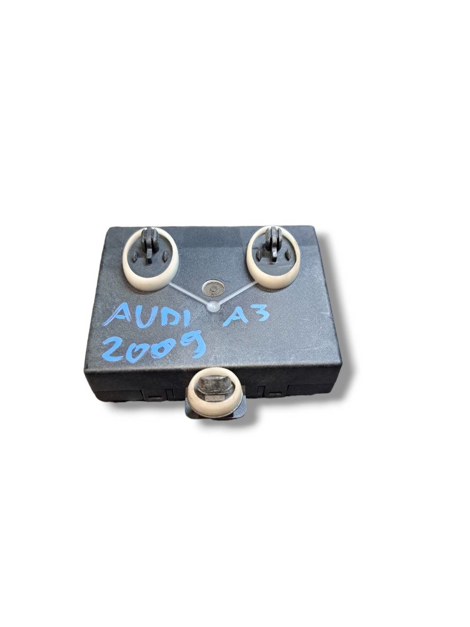 Centralina porta anteriore destra (dx) Audi A3 8V (2012-2020) COD:5Q0959592E