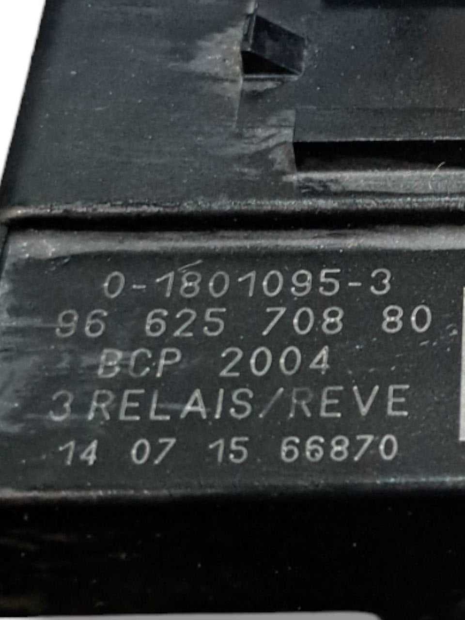 Centralina Preriscaldamento Candelette Peugeot 308 1.6 diesel ( 2007-2014 ) COD:9662570880