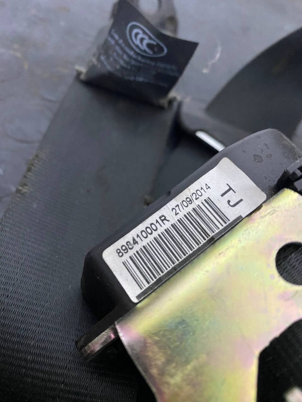 Cintura di sicurezza posteriore sinistra Renault Scenic III (2012) cod: 898410001R