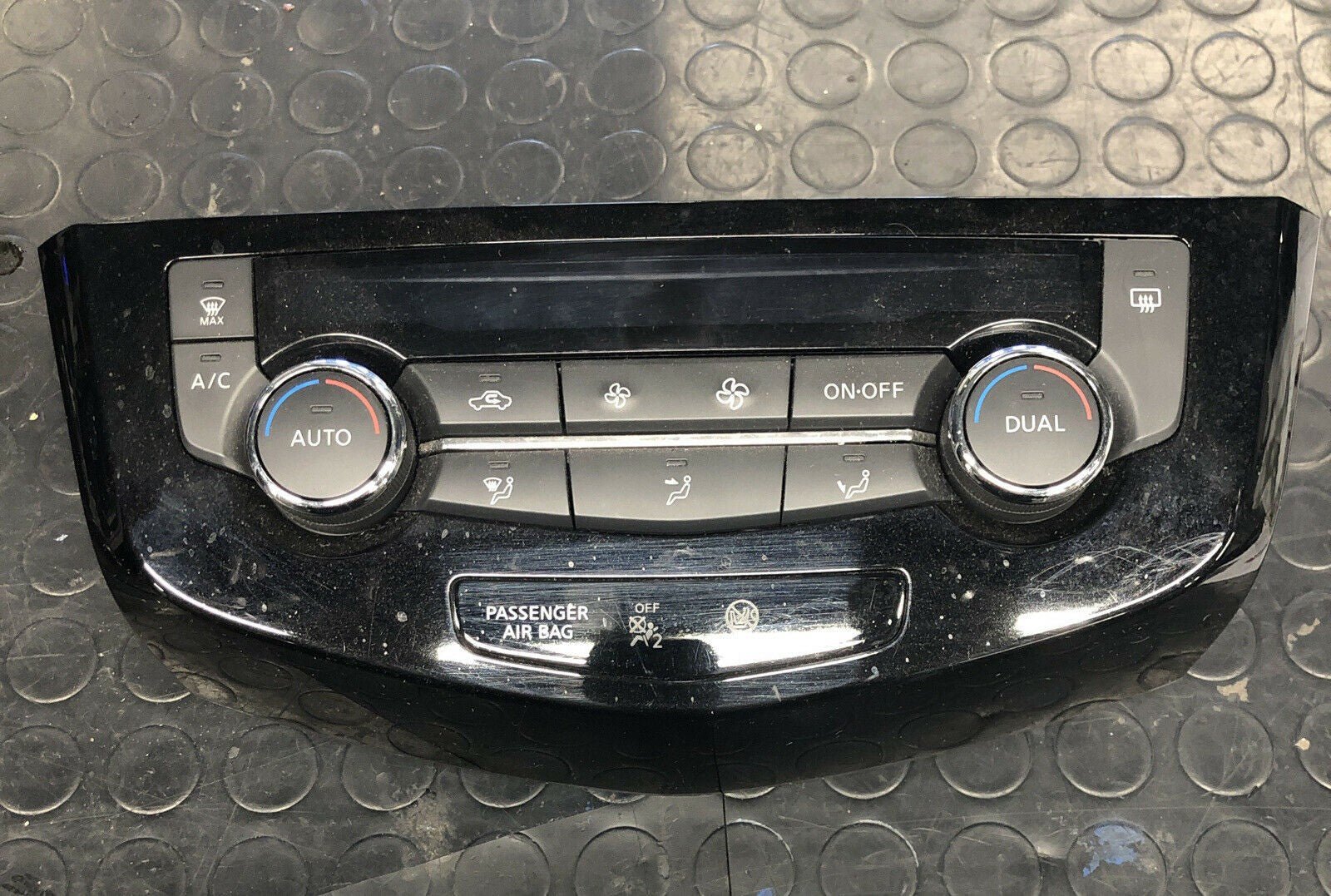 Comando clima Nissan X-trail T32 2143383 2411X887035P - BIBA-RICAMBI