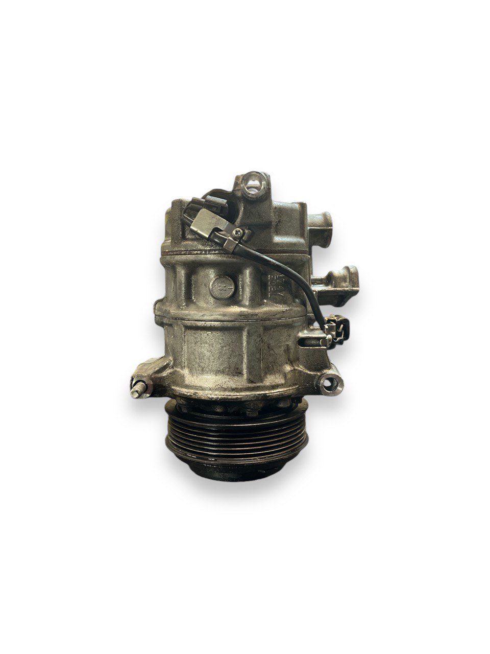 Compressore Aria Condizionata Mercedes - Benz Classe C W205 2.2 Diesel (2014 al 2021) cod.A0008303902