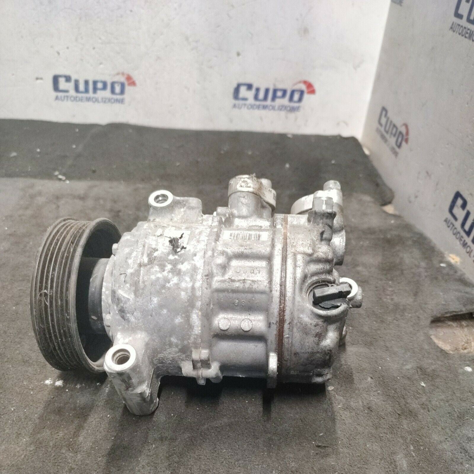 Compressore Climatizzatore per Audi A3 (BENZ)  5Q0816803D SB5648641 5Q0816721AE