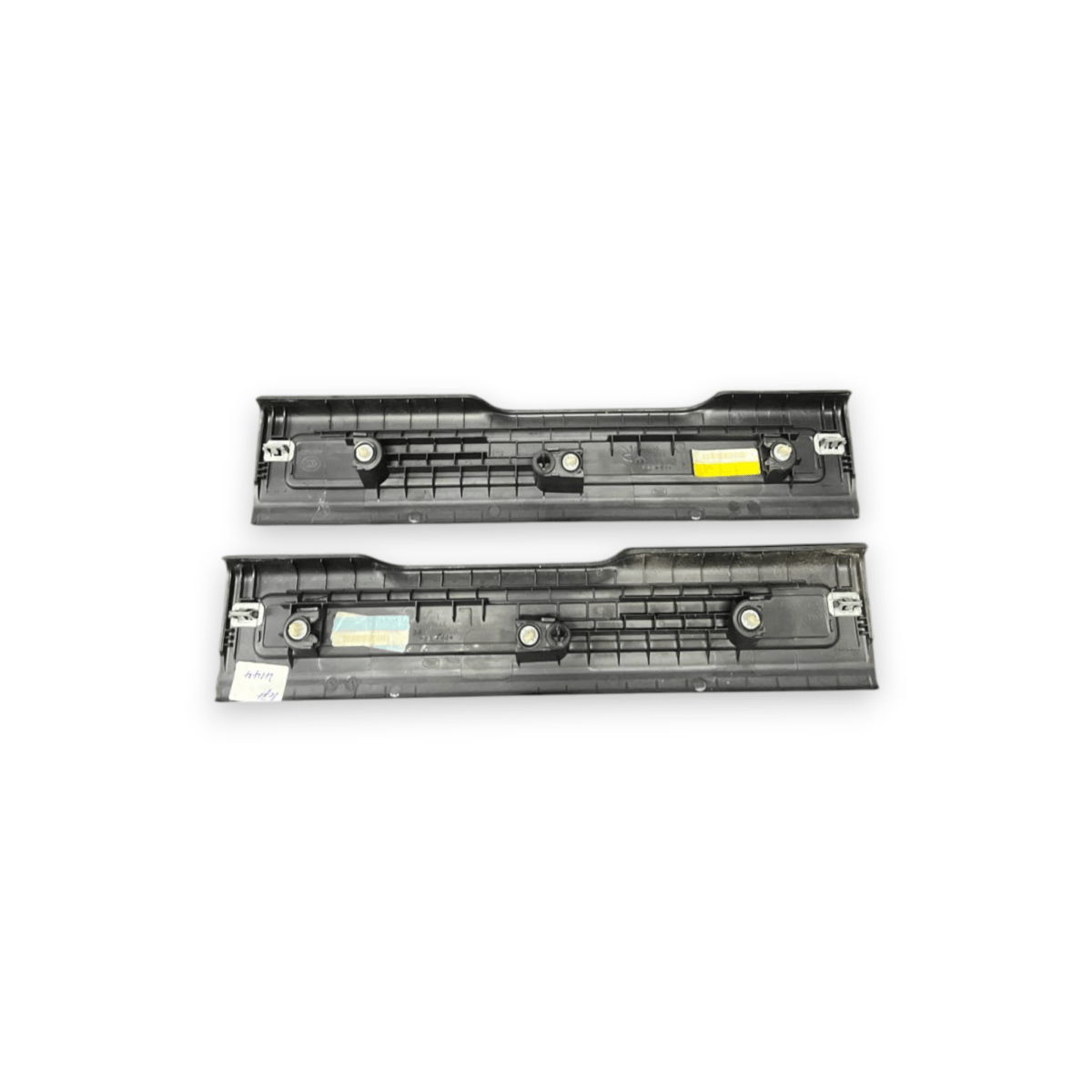 Coppia Battitacco anteriore destro (dx) sinistro (sx) Land Rover Evoque L538 (2011 al 2018) cod: BJ32-13200-A / cod: BJ32-13201-A