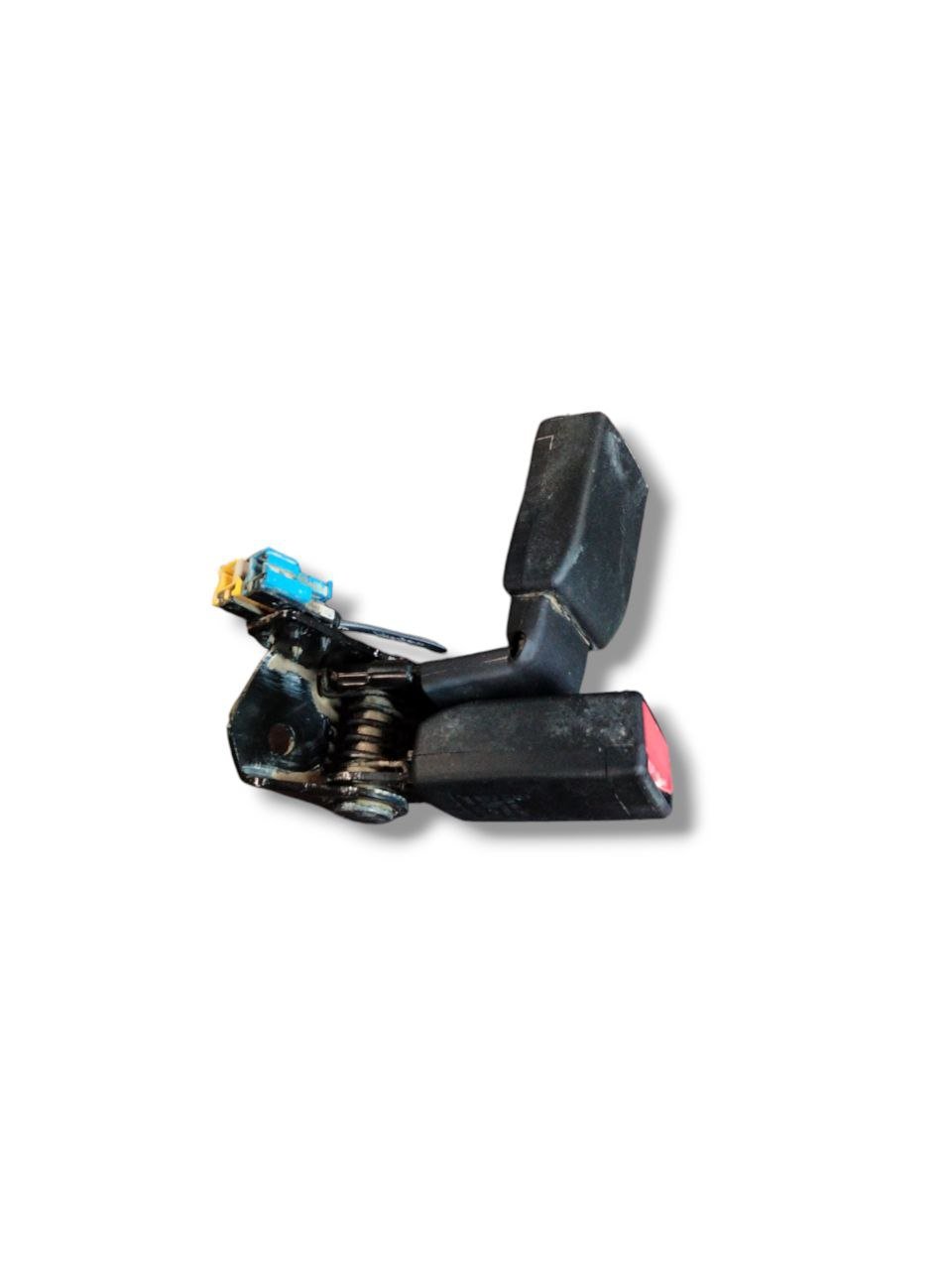 Coppia Fibbia Cintura Di Sicurezza Posteriore Centrale destro dx Mercedes Classe A W 176 (2012-2018)cod. A1768600469