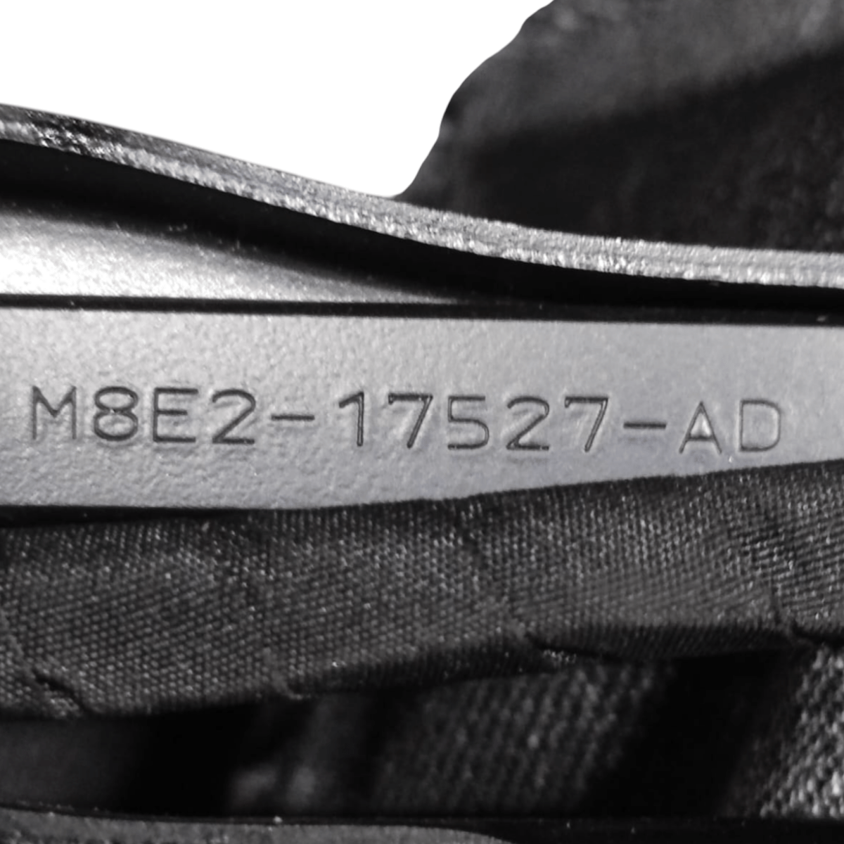 Coppia spazzole / tergicristalli land rover range rover sport cod: m8e2-17527-ad (2022-)