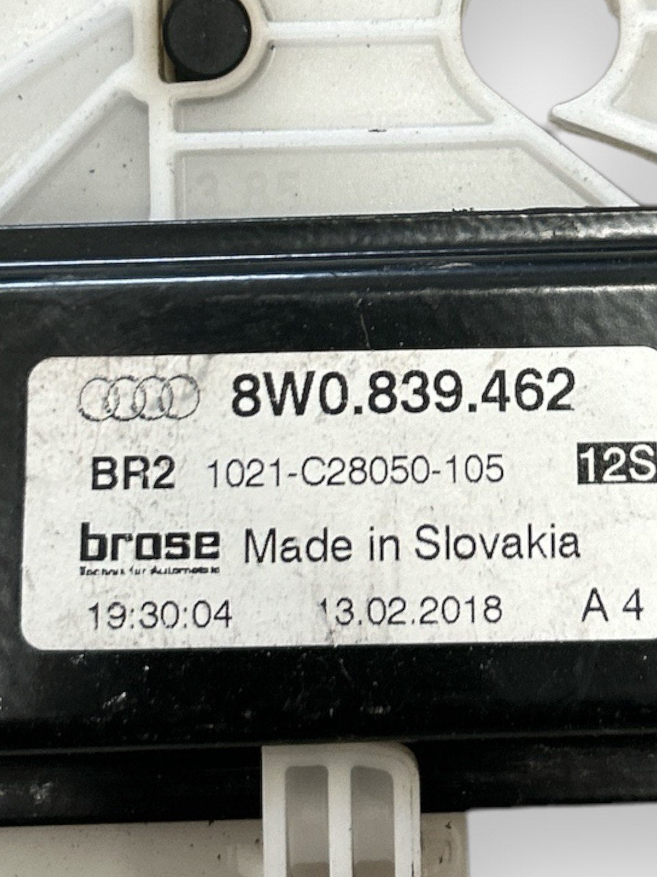 Cremagliera Alzavetro Elettrica Posteriore Destra (DX) Audi A4 (B9) (2016 > ) cod.8W0839462