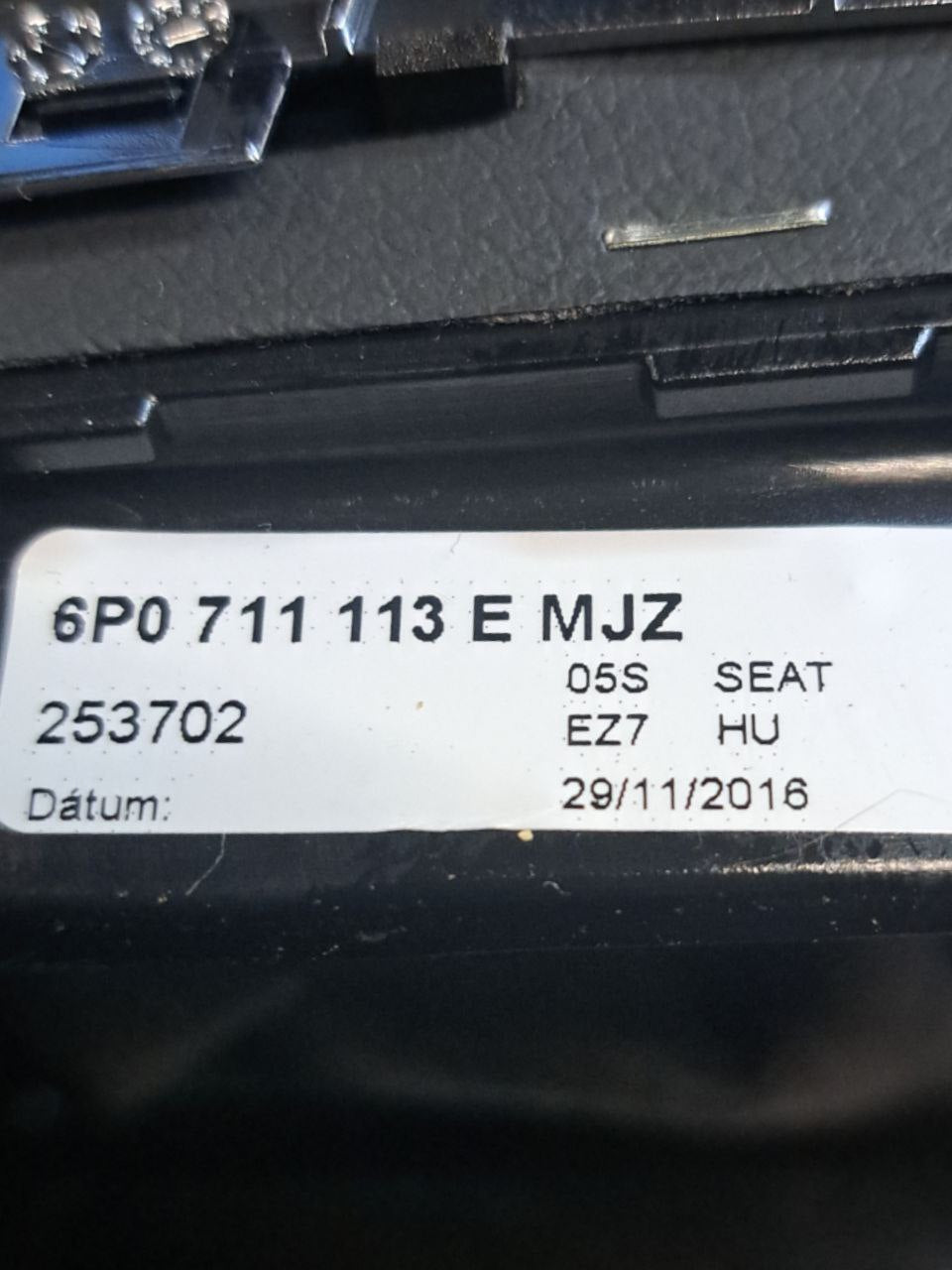 Cuffia + Pomello cambio manuale Seat Ibiza (2015) COD:6P0711113E