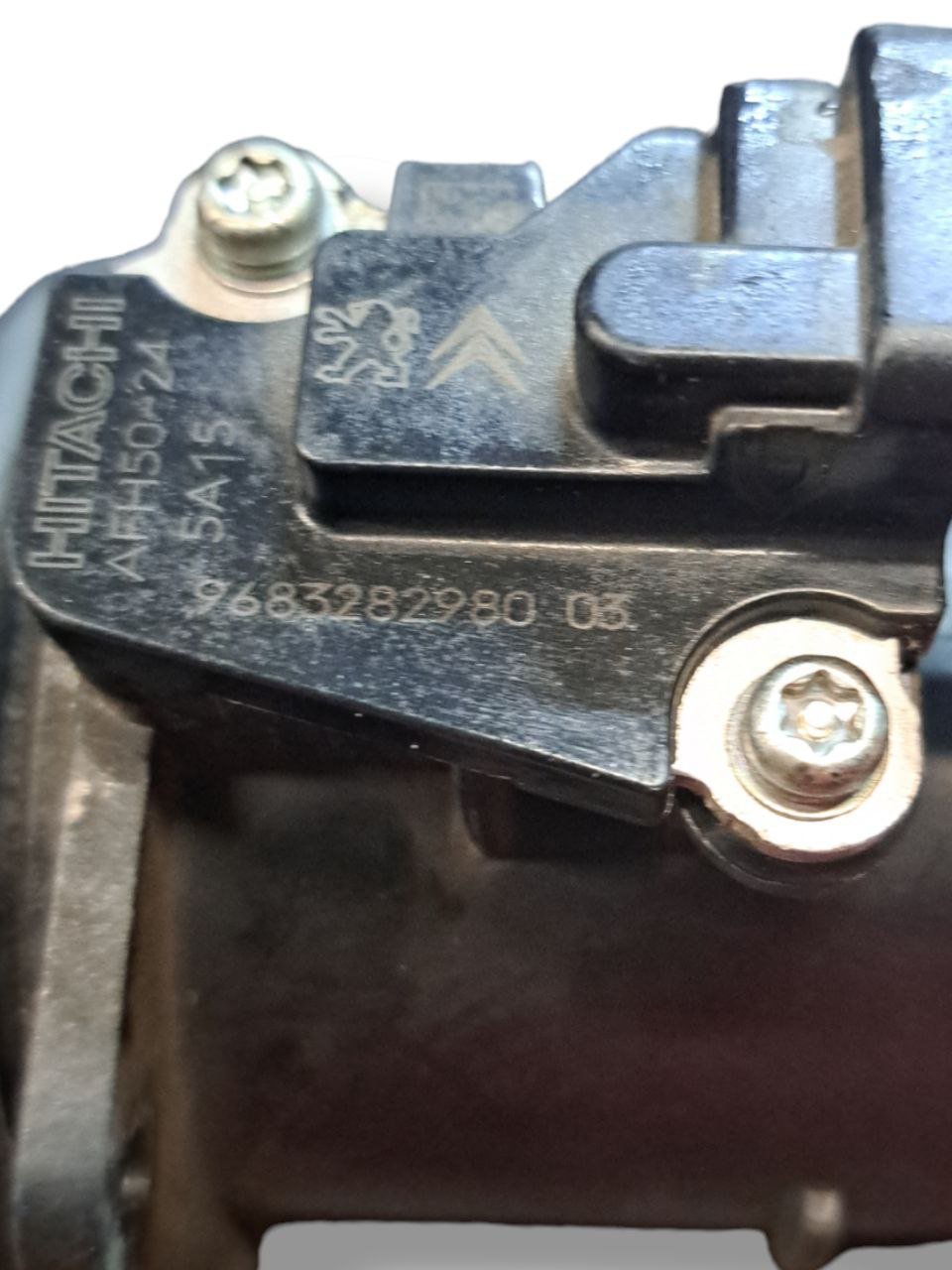 Debimetro  / Flussometro Peugeot 208 / 308 / c4 Picasso 1.6 HDI (2012-2019) COD:968328298003