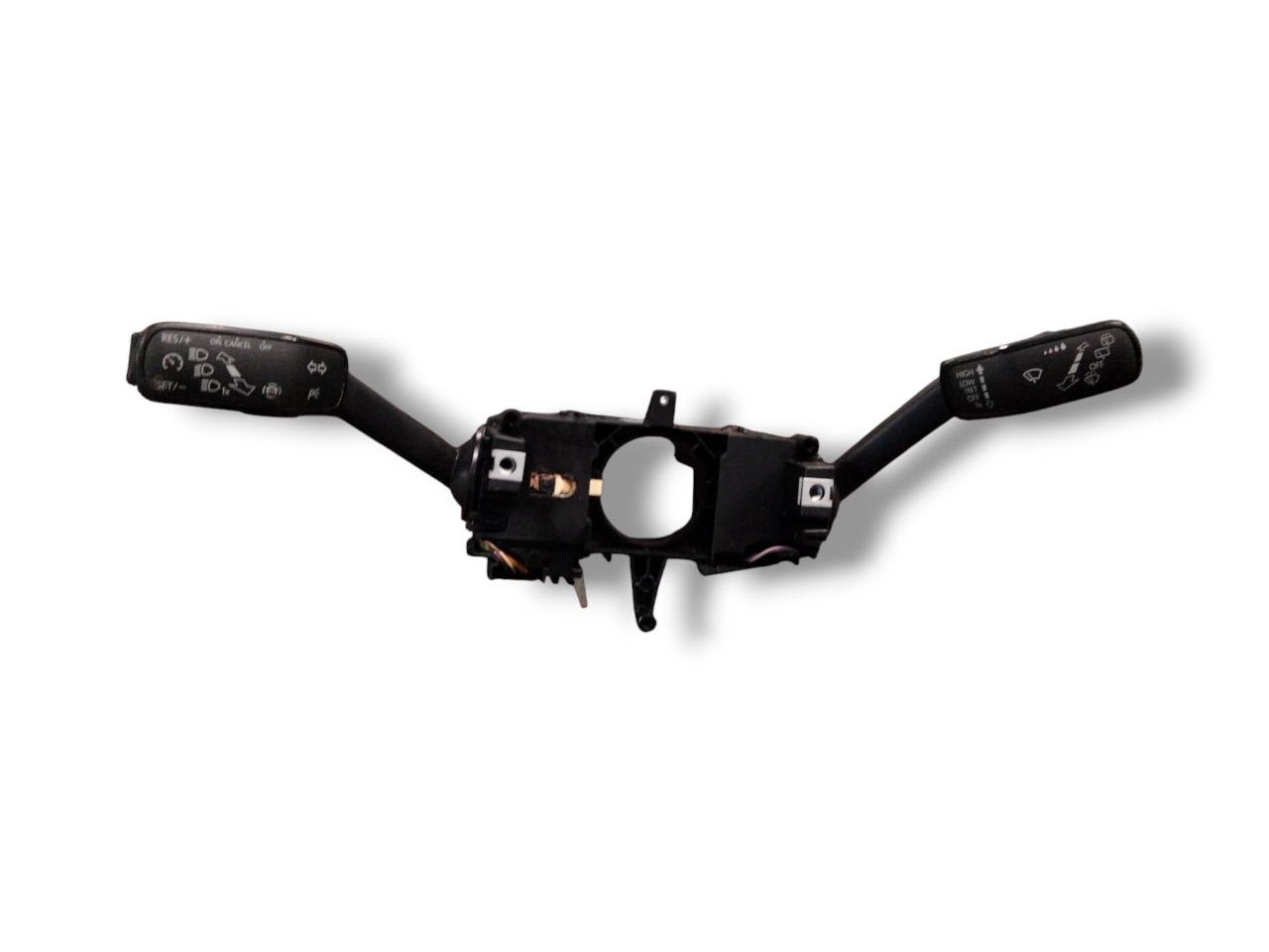 Devio luci Seat Arona (2017>) cod.2Q1953507AE