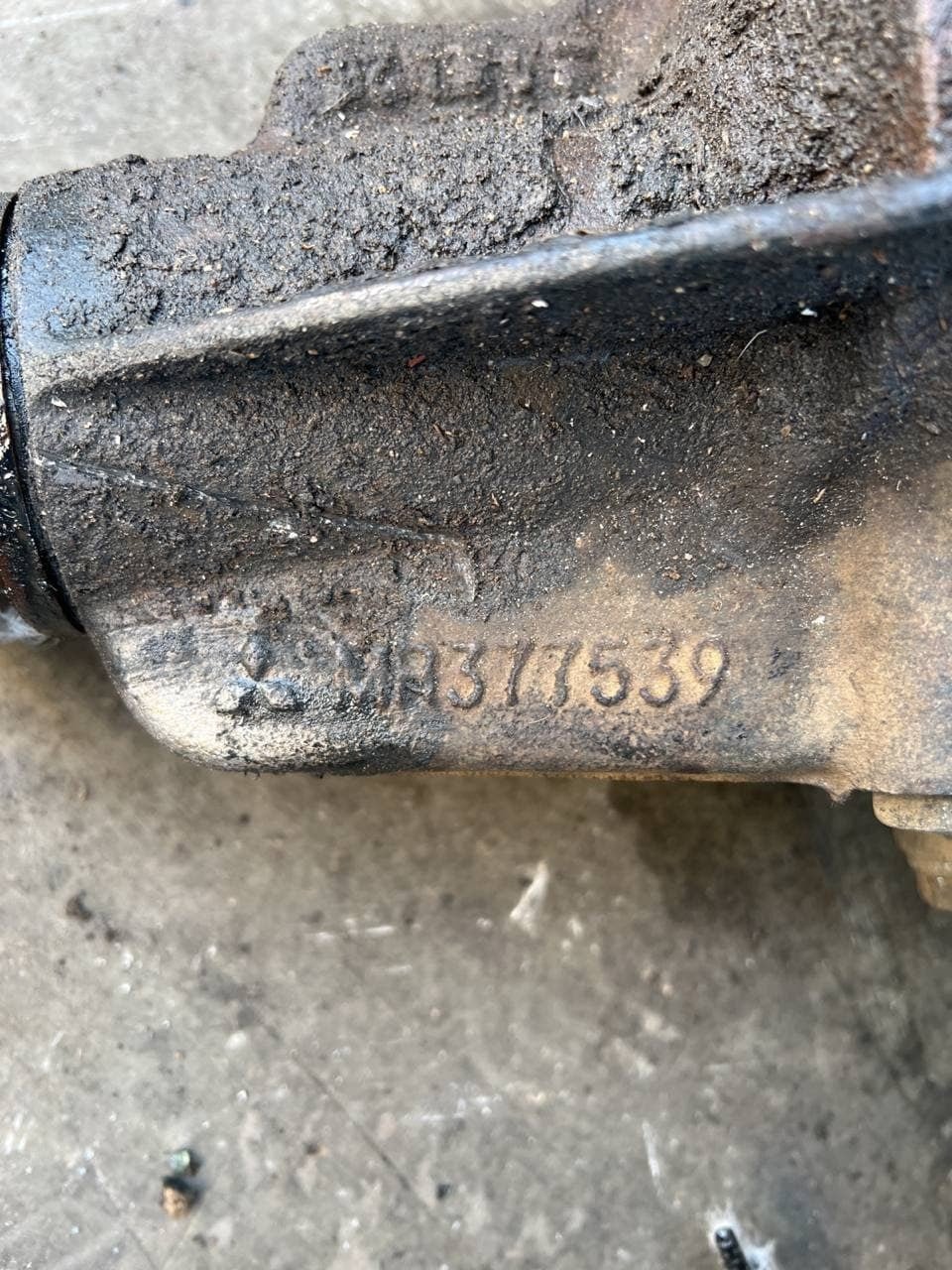 Differenziale anteriore Mitsubishi Pajero Pinin cod mr377539