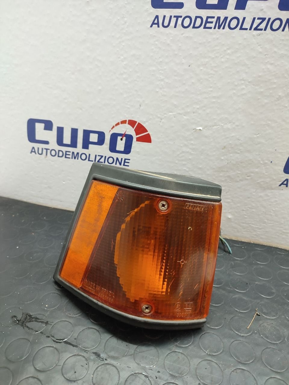 Fanale anteriore destro FIAT 127 III SERIE cod: 5960683
