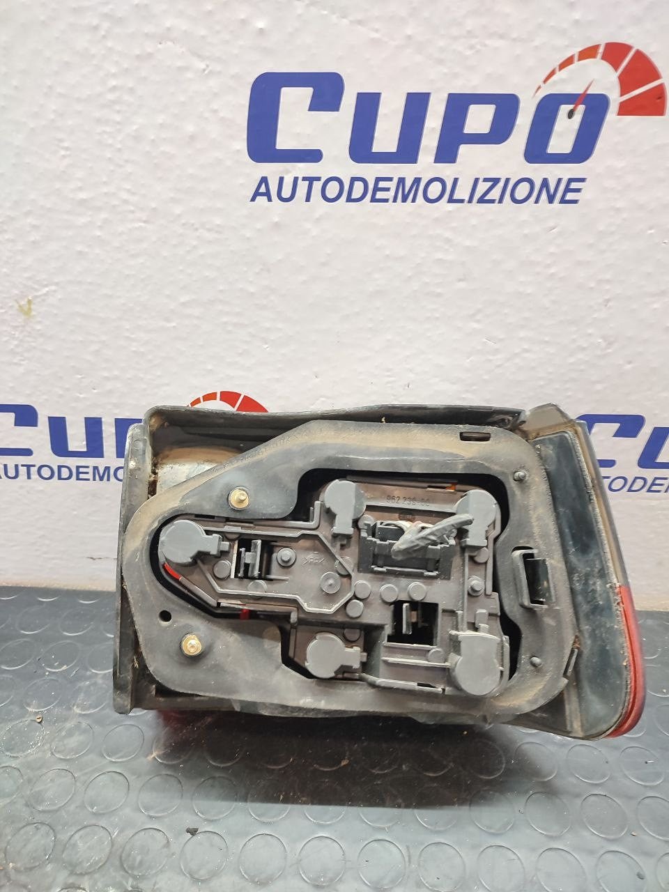 Fanale posteriore sinistro SEAT IBIZA II SERIE 6K cod: A-28-10881 962 229