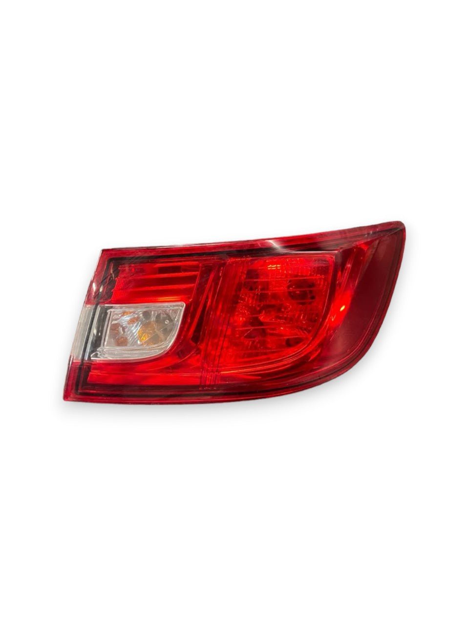 Fanale / Stop Alogeno posteriore esterno destro (dx) Renault Clio IV (2012 al 2021) cod: 265509846R