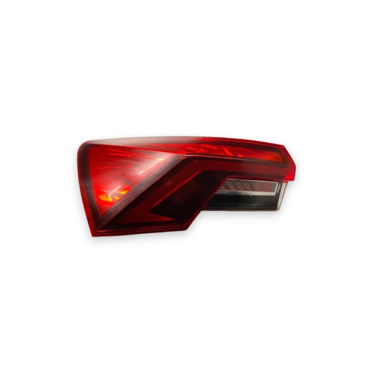 Fanale / stop led posteriore esterno sinistro (sx) Skoda Octavia  combi / station wagon IV NX (2020-2023) Cod: 5E3945207