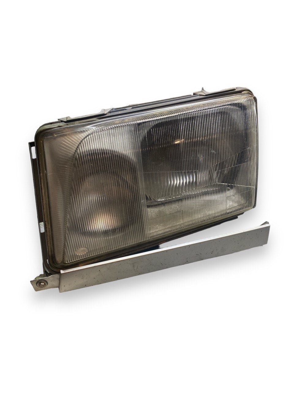 Faro anteriore sinistro Alogeno Mercedes Classe E W124 ( 1988 ) cod. 12985100
