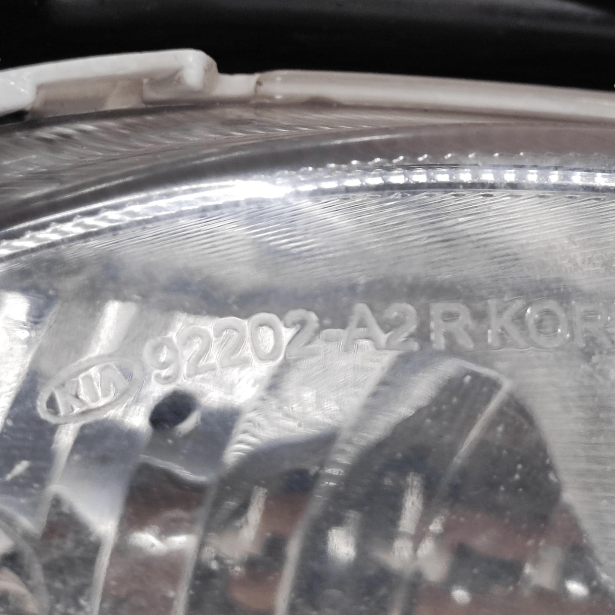 Faro / Fanale Alogeno Anteriore Destro Kia Cee'd COD: 92202A2 (2012-2018)