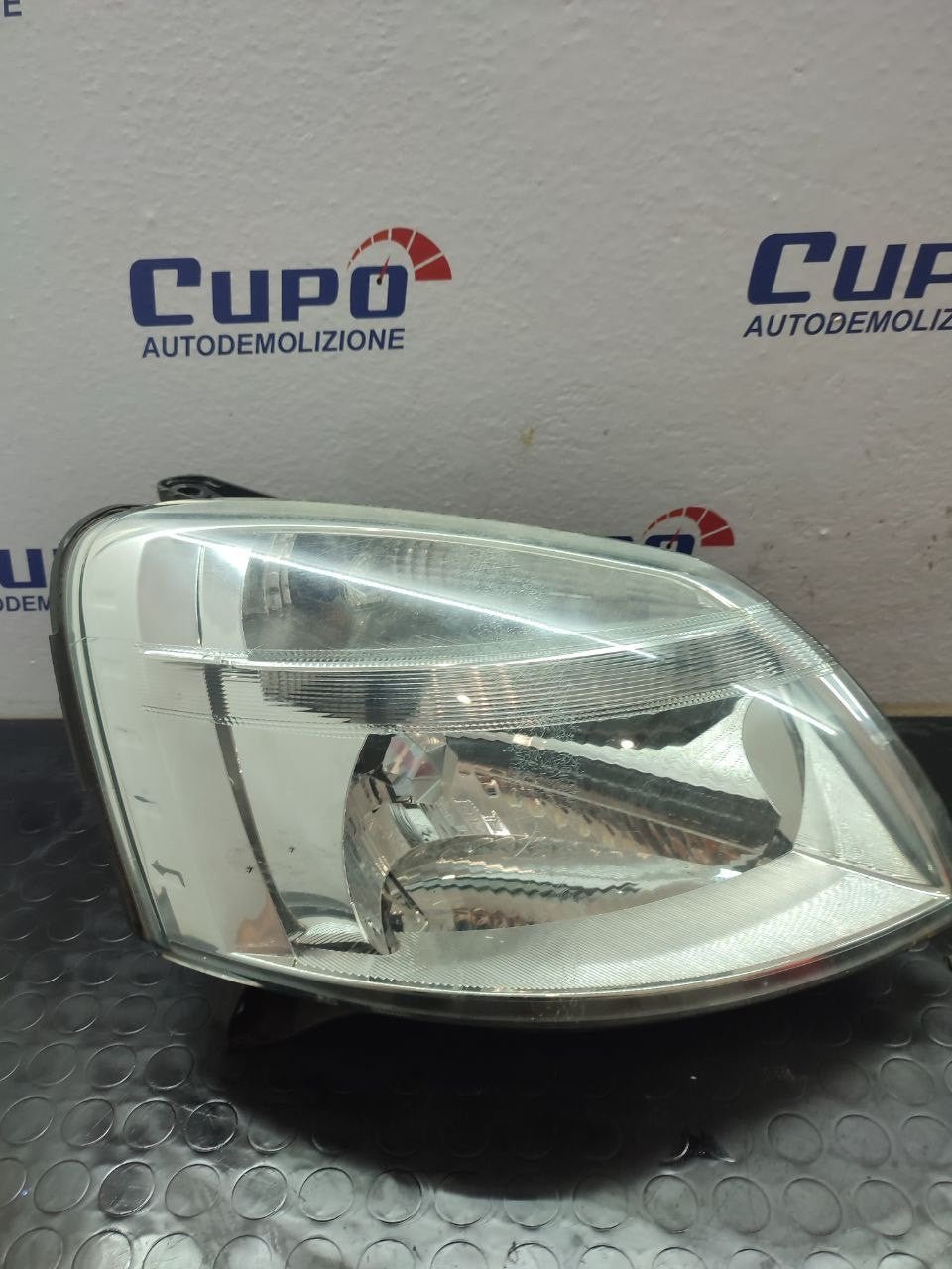 Faro / Fanale anteriore destro Citroen Berlingo 2002 cod 9644150880
