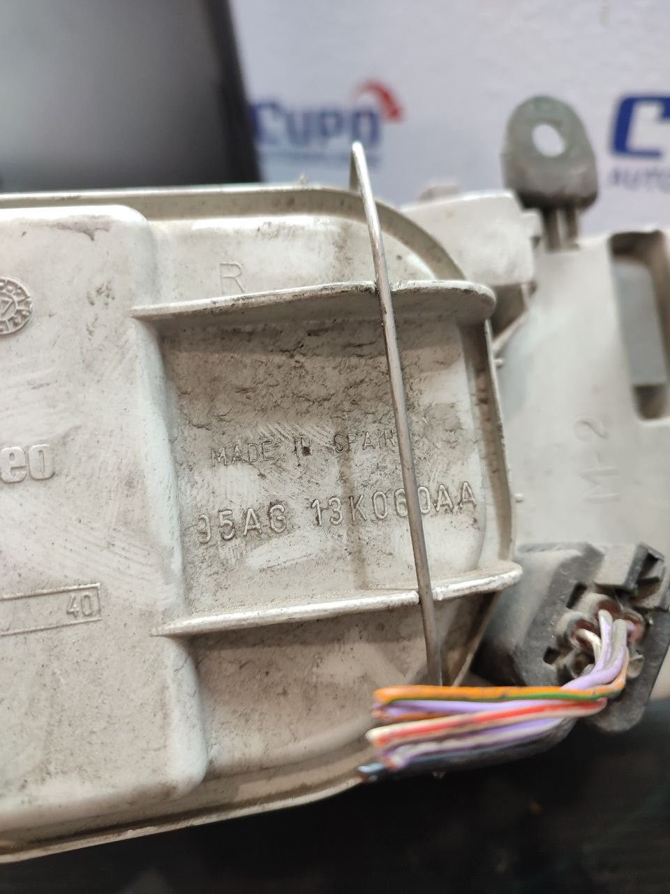 Faro / Fanale anteriore destro Ford Escort '95 cod 13k060aa