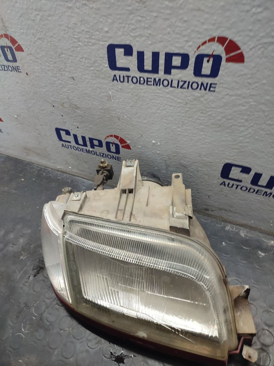 Faro / Fanale anteriore destro Renault Clio ( mk1 - 1995 )