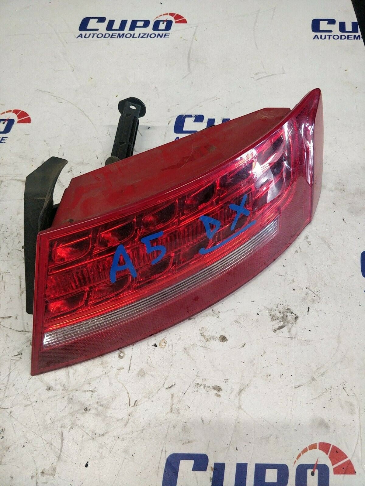 Faro posteriore destro Audi A4 07-11 esterno P21W/LED/berlina 8K5945096K - BIBA-RICAMBI