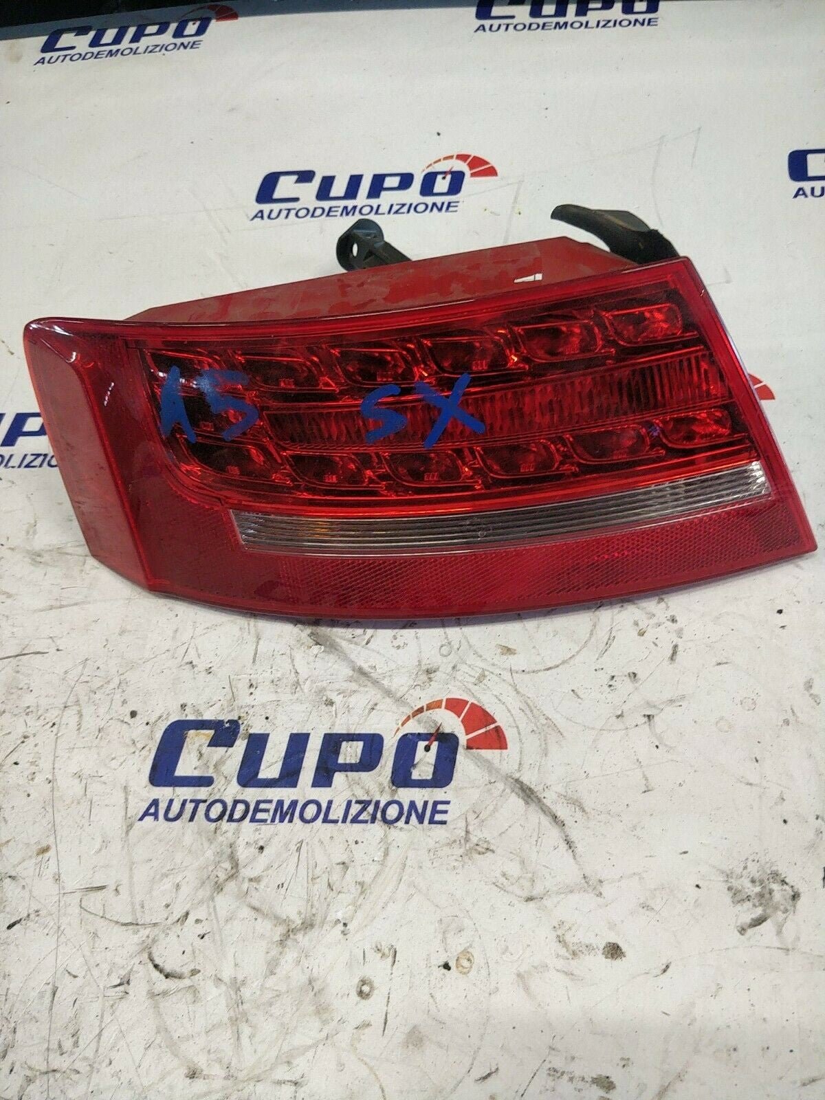 Faro posteriore sinistro Audi A4 07-11 esterno P21W/LED/berlina 8K5945096K - BIBA-RICAMBI