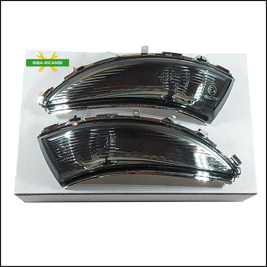 Coppia Fanalini Freccia Indicatore di Direzione Retrovisore Colore Fume Lato Sx-Dx Per Renault Captur (J5) dal 2013&gt; BIBA-RICAMBI