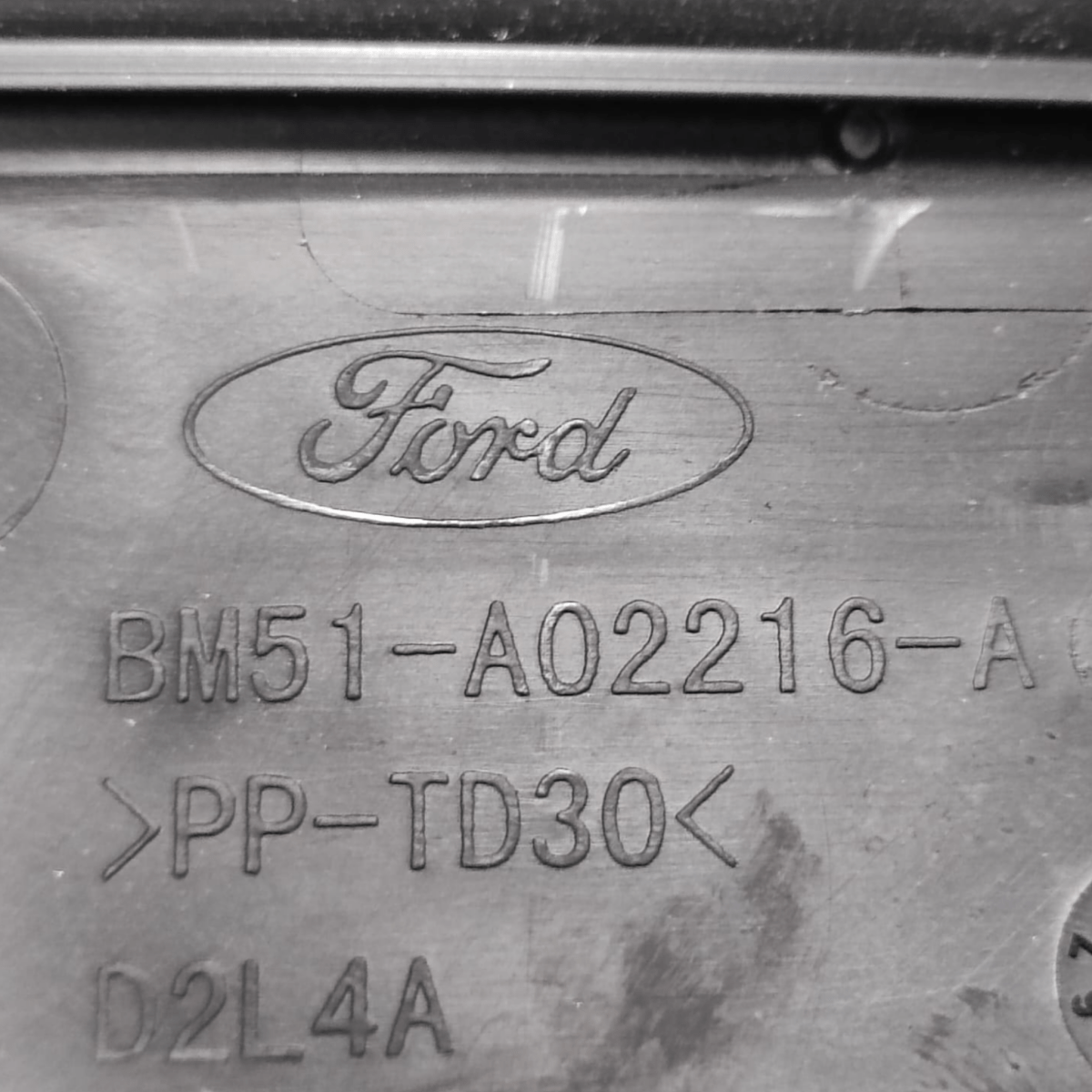 Gocciolatoio Anteriore Ford Focus III COD: BM51A02216A (2011-2018)
