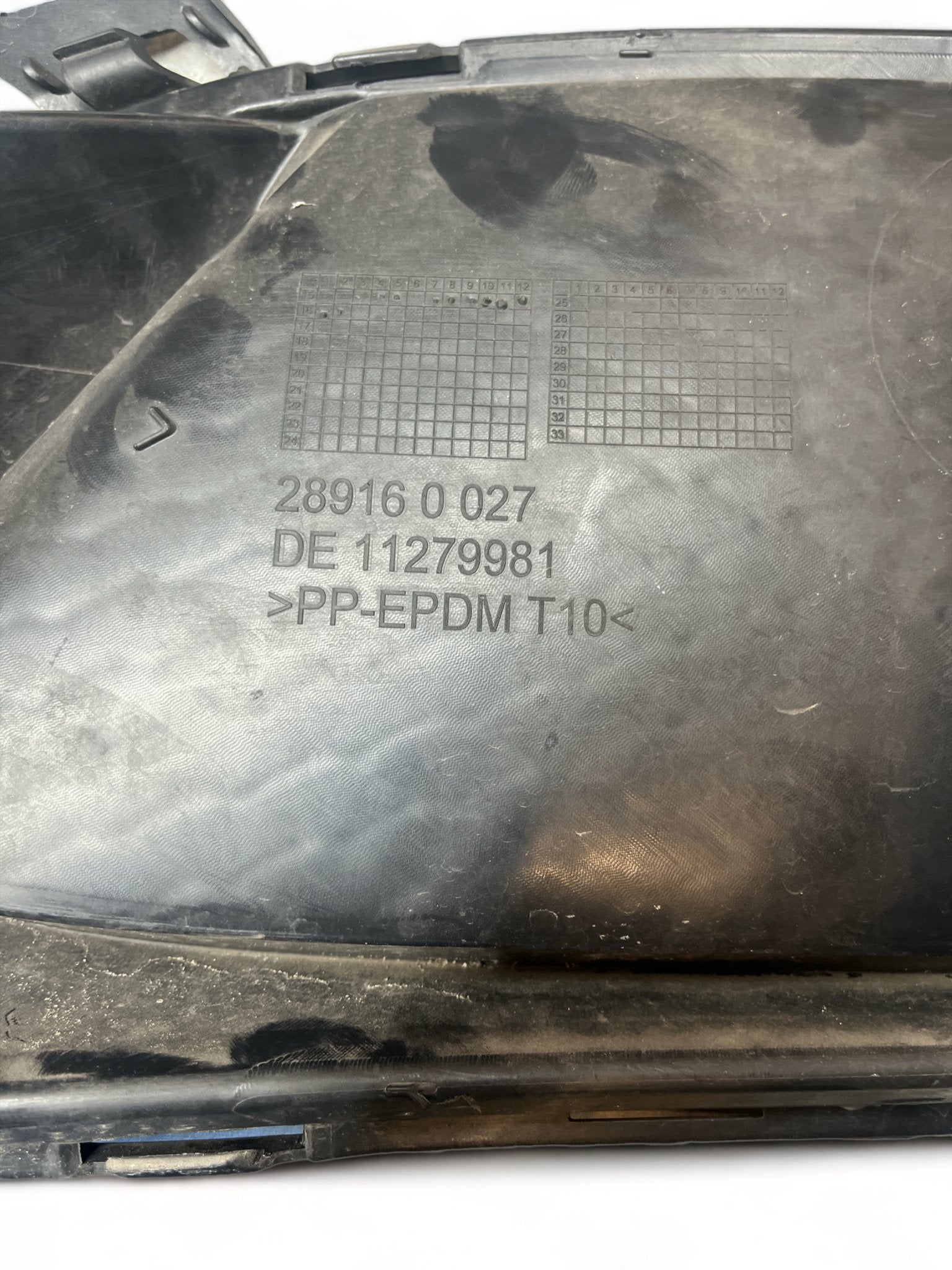 Griglia Modanatura Paraurti Anteriore Sinistro Mercedes - Benz Classe A ( W176 - 2017 ) cod : 289160027