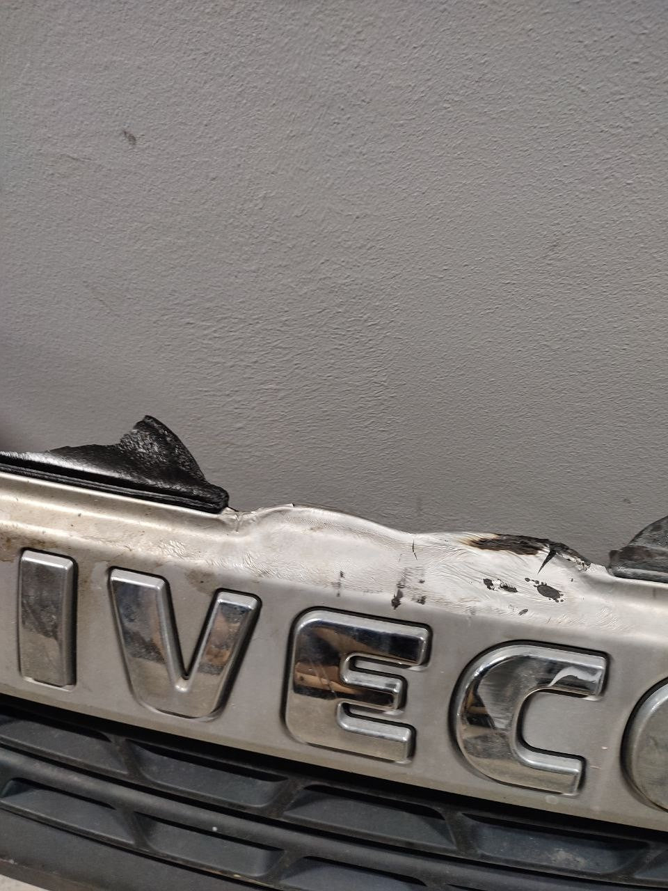 Griglia Paraurti Anteriore IVECO DAILY V Van cod: 5801342734ez