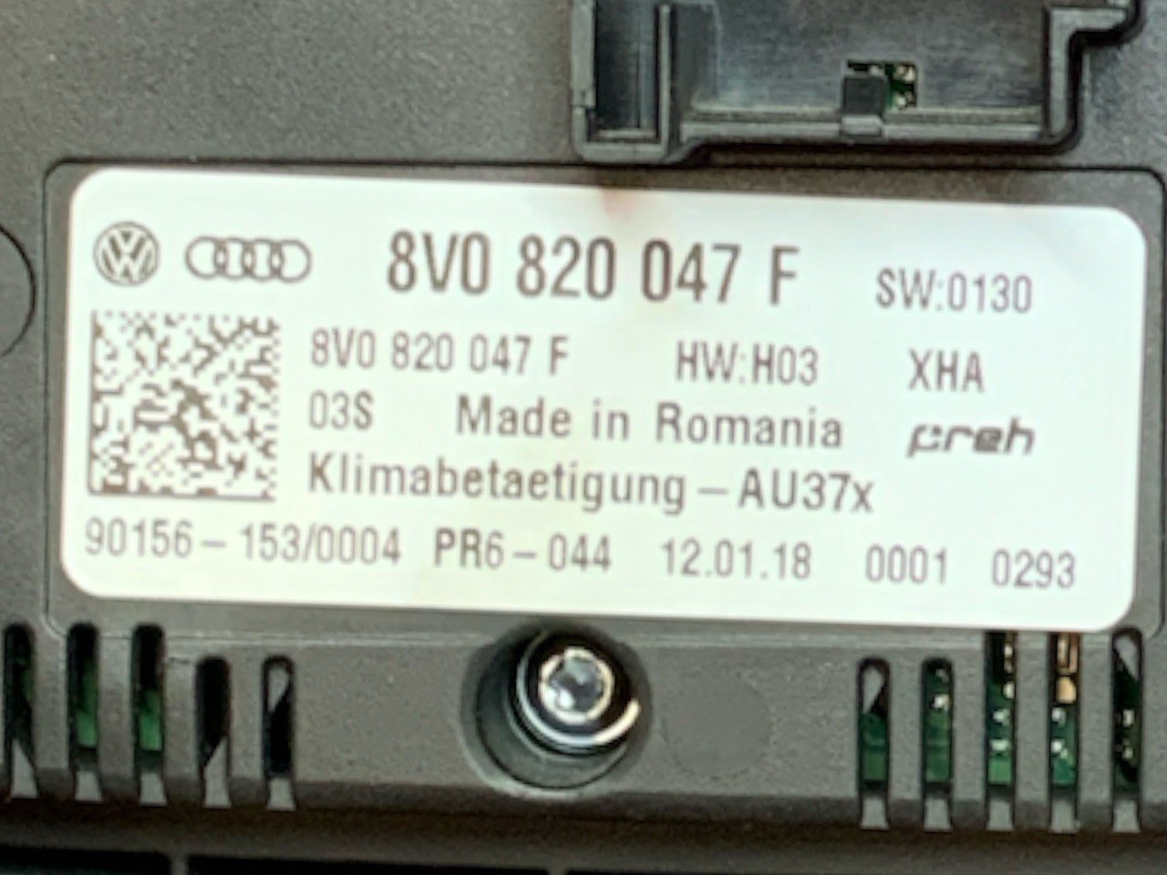 Gruppo Comandi Clima Audi A3 (8V1 - 2016) cod.8V0820047F