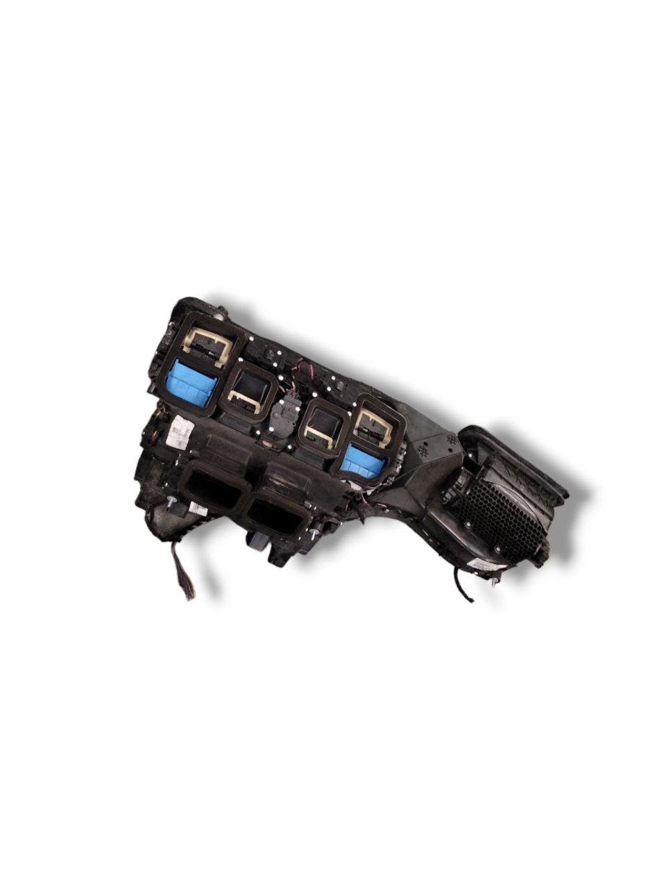 Gruppo Riscaldamento / Stufa Automatico CLS w219  3.5 Diesel (2013)cod.A2188301060