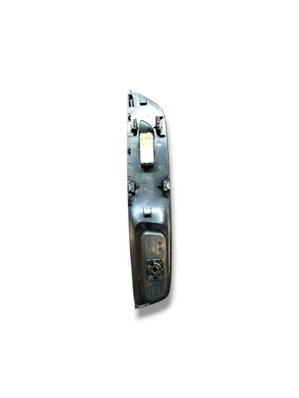 Interruttore / Pulsante Alzavetro anteriore destro (dx)  Opel Mokka B ( 2020>) cod.9835153880