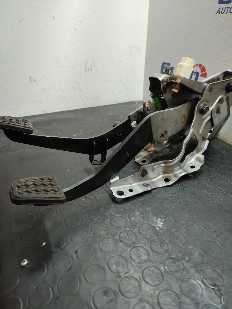 Kit pedaliera Potenziometro Freno TOYOTA AYGO 3 1.0 (2017)